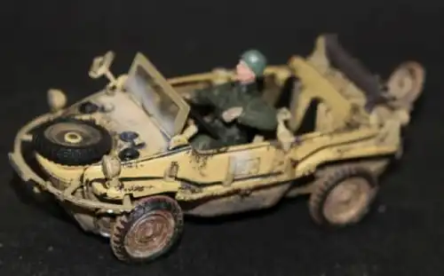 Unimax Volkswagen Schwimmwagen &quot;Forces of Valor&quot; 1944 Kunstoffmodell