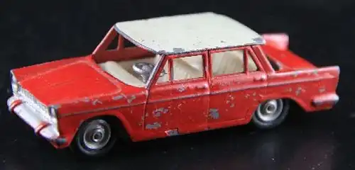 Gama Minimod Fiat 1800 Berlina 1963 Metallmodell (1561)