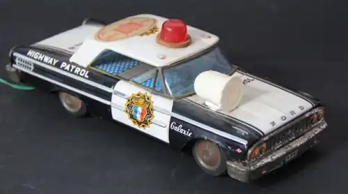 Aoshin ASC Ford Galaxie Highway Patrol 1962 Blechmodell mit Fernsteuerung (2805)