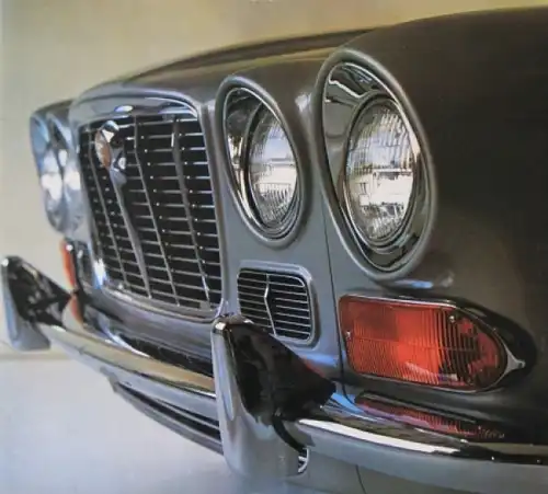 Jaguar XJ6 Sedan Modellprogramm 1971 Automobilprospekt (4216)