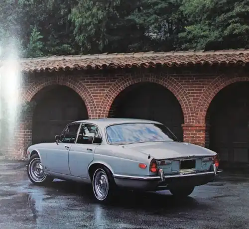 Jaguar XJ6 Sedan Modellprogramm 1971 Automobilprospekt (4216)