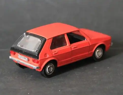 Schuco Volkswagen Golf LS 1975 Metallmodell (3759)