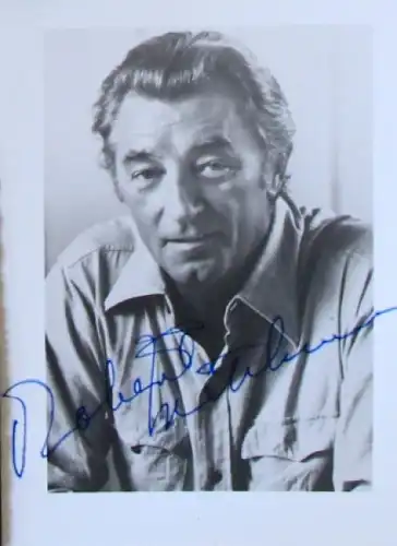 Robert Mitchum original signierte Autogrammkarte 1978 (6214)