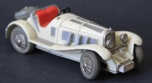 Schuco Micro-Racer Mercedes SSK 1965 Metallmodell mit Friktionsantrieb (6668)
