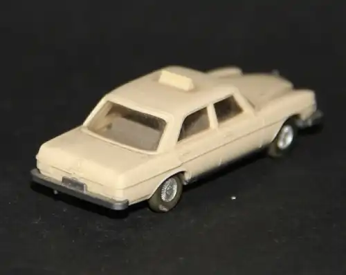 Wiking Mercedes-Benz 200 Taxi 1972 Plastikmodell (7610)