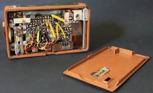 Philips Nicolette 222 Reise-Kofferradio 1962 mit Batteriebetrieb (7662)