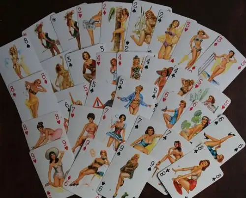 Baby Dolls "Pin-up Playing cards" 1956 Skatspiel (7787)
