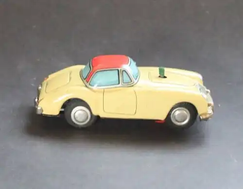 Bandai MG MGA Coupe 1960 Blechmodell mit Friktionsantrieb (3967)