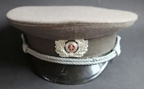 NVA Nationale Volksarmee Schirmmütze 1985 Filz (4680)