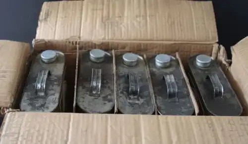 Veedol Motoroel Mulitgrade 5 Liter Oel 1960 in Originalkarton mit 5 Dosen (4756)