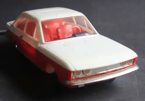 Anker Spielzeug Fiat 2300 Coupe 1968 mit Fernsteuerung im Originalkarton (5461)