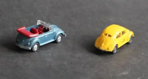 Wiking Volkswagen Käfer Cabriolet Deutsche Post 1965 zwei Plastikmodelle (5844)