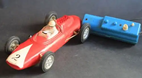 Marx Toys Cooper Formel 1 Rennwagen 1963 Plastikmodell mit Fernsteuerung (5905)