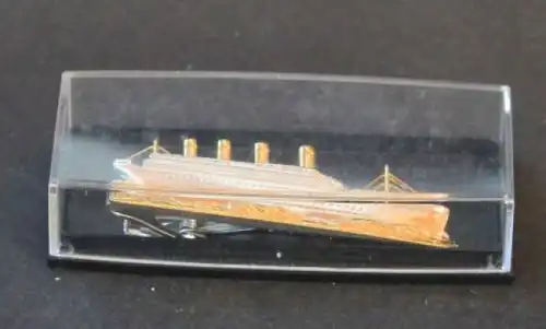 Olympic Passagierschiff 1911 Krawattennadel teilvergoldet in Originalbox (5206)