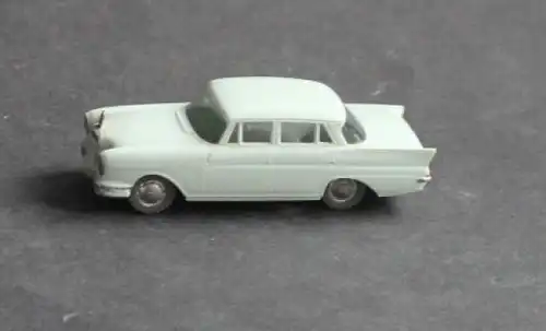 Siku Mercedes-Benz 220 S V146 Plastikmodell 1960 (2731)