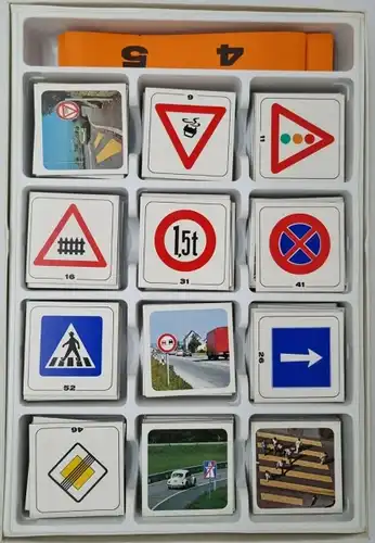 Ravensburger Memory Verkehrszeichen 1975 Gesellschaftsspiel (7525)