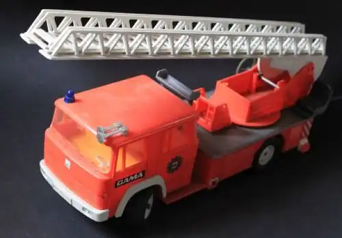 Gama Magirus-Deutz Feuerwehr-LKW 1967 Plastikmodell mit Fernsteuerung (9108)