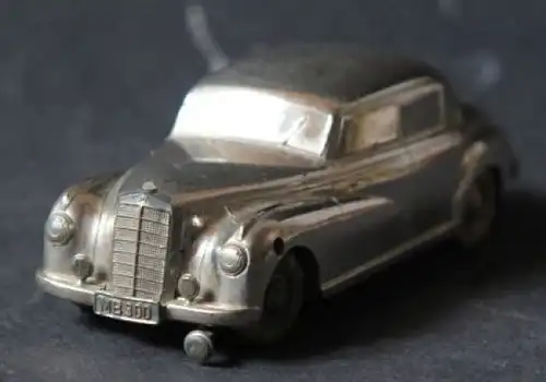 Prämeta Mercedes-Benz 300 Adenauer 1955 Druckgussmodell mit Originalkarton (1405)