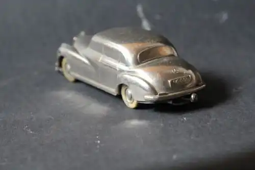 Prämeta Mercedes-Benz 300 Adenauer 1955 Druckgussmodell mit Originalkarton (1405)