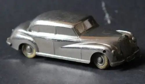 Prämeta Mercedes-Benz 300 Adenauer 1955 Druckgussmodell mit Originalkarton (1405)