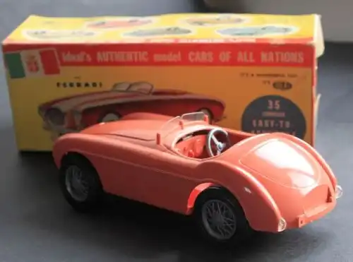 Ideal Toy Corporation Ferrari 212 Roadster 1955 Plastikmodell in Originalkarton (7491)