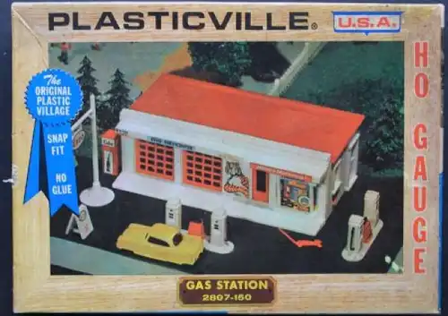 Plasticville Esso-Tankstelle Bausatz "Gas Station" 1955 in Originalkarton (5473)