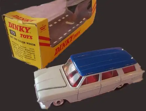 Dinky Toys England Fiat 2300 Familiale 1963 Metallmodell in Originalbox (3822)