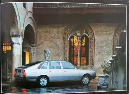 Lancia Gamma Berlina Modellprogramm 1977 Automobilprospekt (4119)