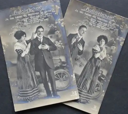 Wanderer Puppchen mit Liebespaar "Autoliebchen" 1920 zwei Postkarten (9514)