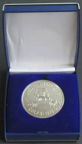 Volkswagen Käfer Golf "25 Jahre Autohaus Elmshorn" Medaille in Originalbox (9498)