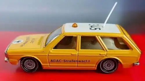 Siku Volkswagen Passat Variant ADAC-Straßenwacht 1975 V1029 Metallmodell (7176)