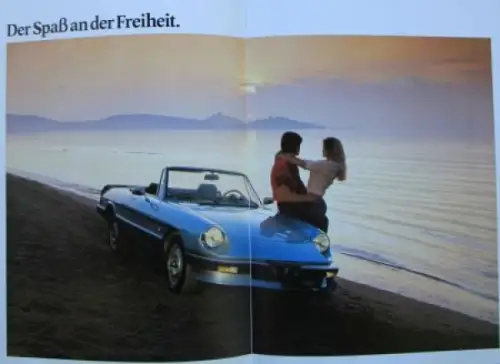 Alfa Romeo Spider Modellprogramm 1983 Automobilprospekt (6877)
