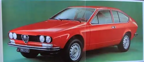 Alfa Romeo Alfetta GT Modellprogramm 1975 Automobil-Pressemappe (6880)