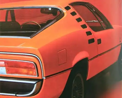 Alfa Romeo Montreal Coupe Modellprogramm + Farbkarte 1970 Automobilprospekt (6860)