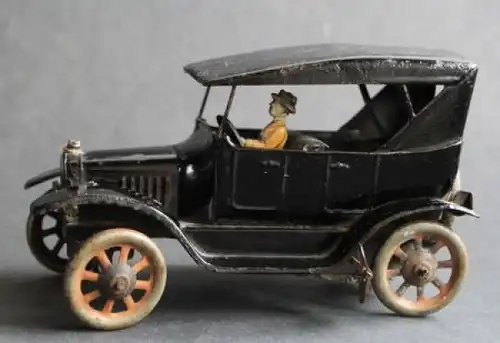 Bing Ford Modell T 1926 Blechmodell mit Friktionsantrieb und Garage (6760)