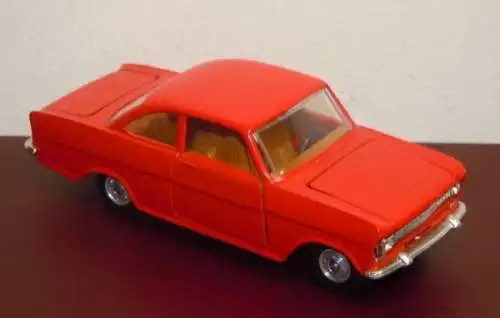 Politoys Opel Kadett Coupe 1968 Metallmodell (8569)