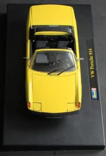 Revell Porsche Volkswagen 914 Targa 1969 Metallmodell auf Sockel (7408)