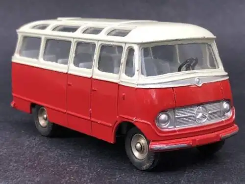 Dinky Toys France Mercedes-Benz 319 Bus 1965 Metallmodell (0067)