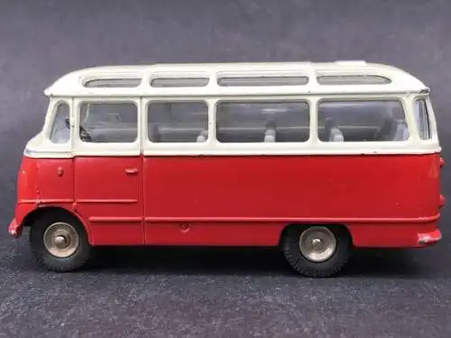 Dinky Toys France Mercedes-Benz 319 Bus 1965 Metallmodell (0067)