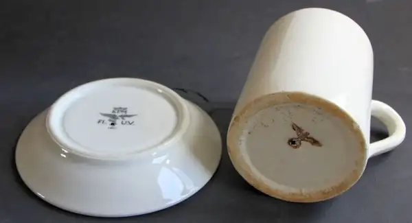 KPM-Fliegerunterkunftsverwaltung-FlUV-Kaffeetasse-und-Teller-1941-Porzellan-5065.webp?t\u003d1720817043