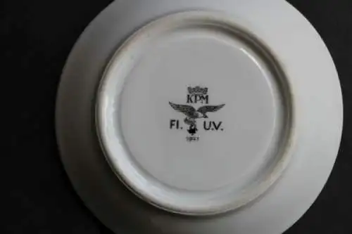 KPM Fliegerunterkunftsverwaltung Fl.U.V. Kaffeetasse und Teller 1941 Porzellan (5065)