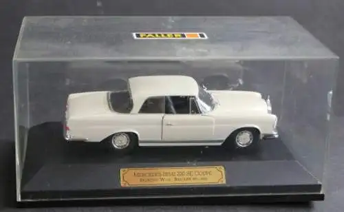 Faller Mercedes-Benz 220 SE Coupe 1961 Plastikmodell in Originalbox (0197)