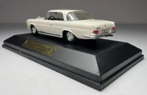 Faller Mercedes-Benz 220 SE Coupe 1961 Plastikmodell in Originalbox (0197)