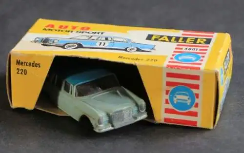 Faller Mercedes-Benz 220 SE 1963 Plastikmodell in Originalbox (0536)