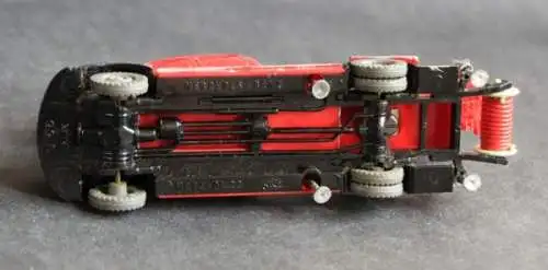 Siku Mercedes-Benz Metz DL 22 Feuerwehrdrehleiter V56 Plastikmodell 1956 (1039)