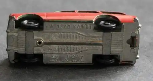 Siku Volkswagen 1500 Variant V247 Metallmodell 1965 (1043)