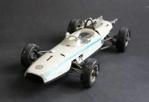 Schuco BMW Formel 2 Rennwagen 1966 Plastikmodell mit Friktionsantrieb (1839)