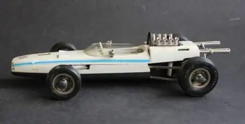 Schuco BMW Formel 2 Rennwagen 1966 Plastikmodell mit Friktionsantrieb (1839)