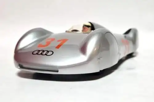 Carrera Exclusiv Auto-Union Typ C Stromline 1937 Rennbahnmodell mit Motor in Originalbox (8043)