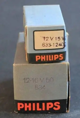 Philips 12 V Autoscheinwerfer-Glühbirne 1938 in Originalboxen (9653)